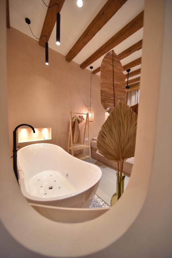 La Loge Du Reveur - Spa - Vieux-Λυών Εξωτερικό φωτογραφία